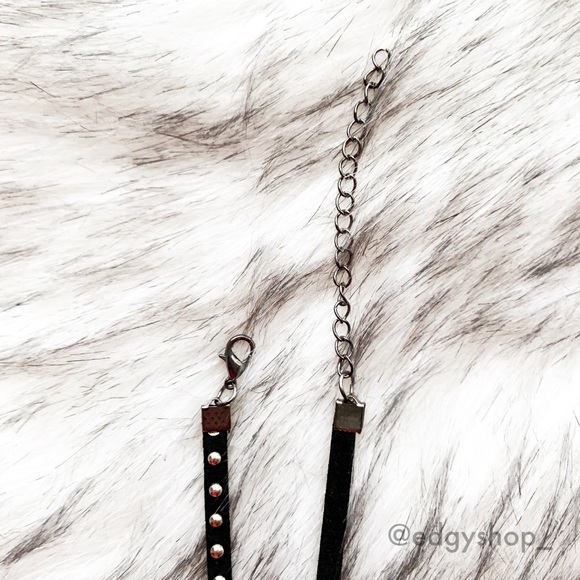 Faux Suede Rivet Choker - Picture 4 of 4